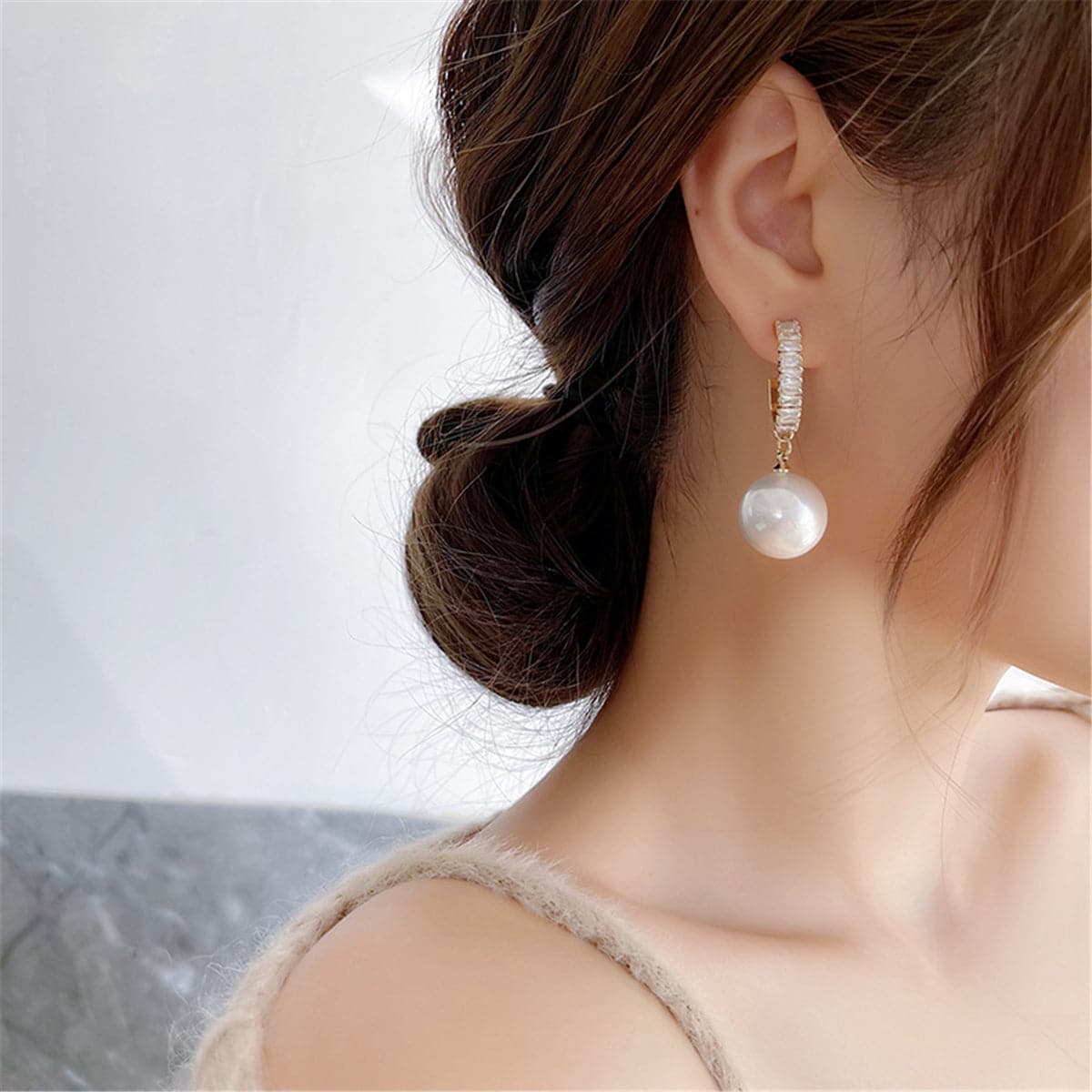 Pearl and Cubic Zirconia Drop Earrings, drop earrings for women, dainty minimalist design, lifestyle look