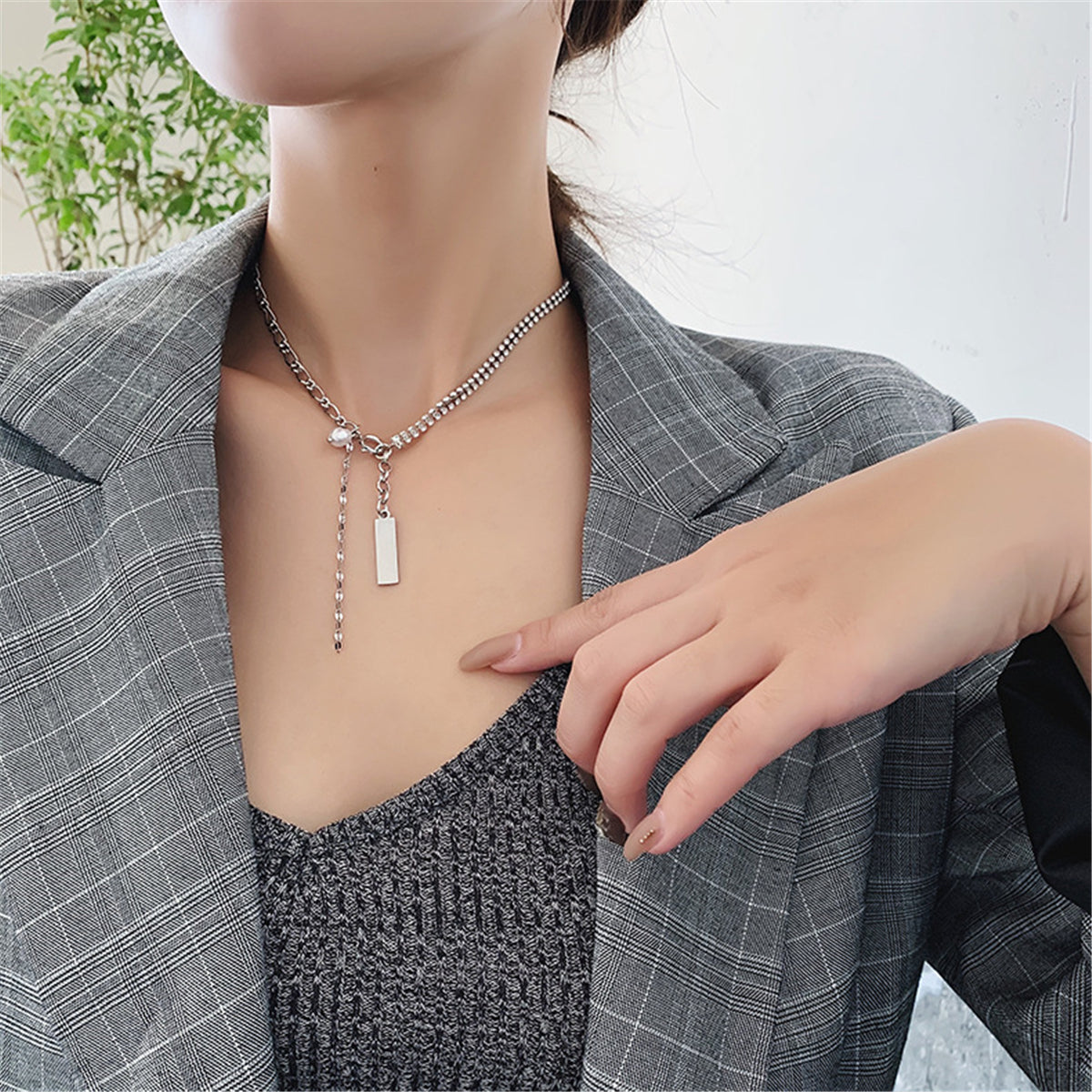 Pearl and Silver-Plated Figaro Chain Lariat Necklace, silver pendant necklace for women, everyday style, side view