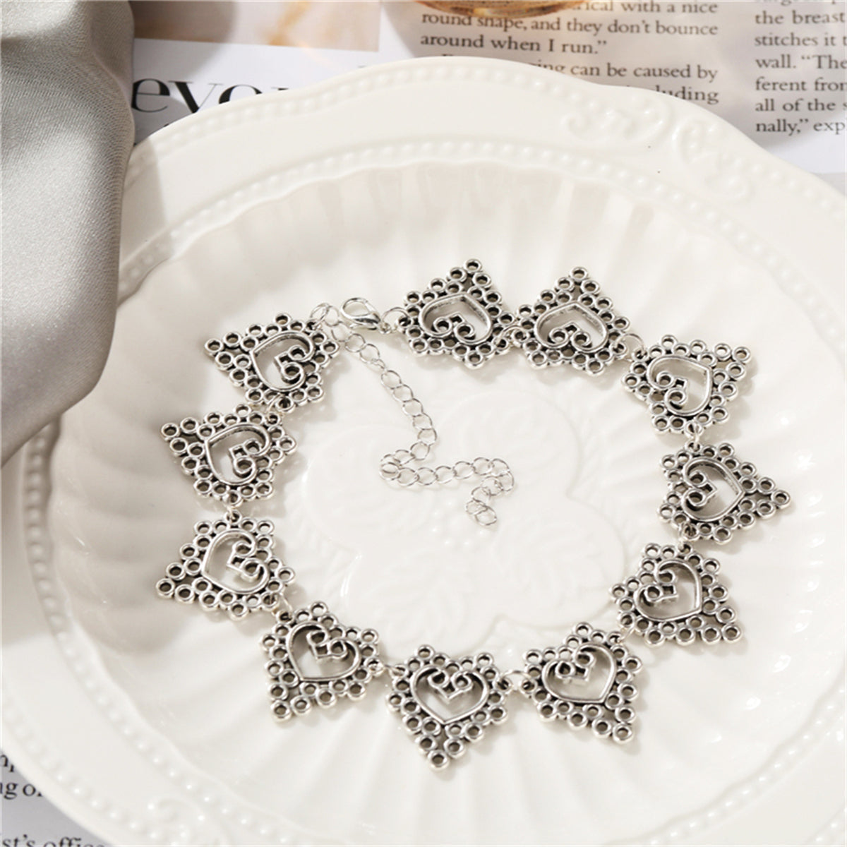 Silver-Plated Open Flower Heart Choker Necklace