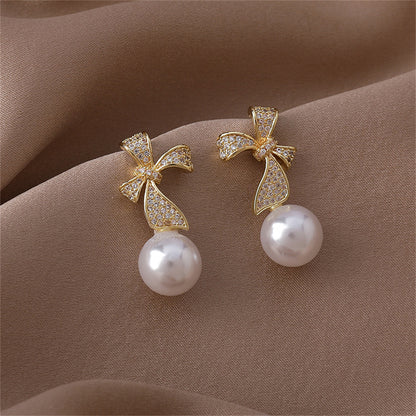 Pearl and Cubic Zirconia Pav¨¦ Bow Drop Earrings, drop earrings for women, elegant gift for her, detail close-up