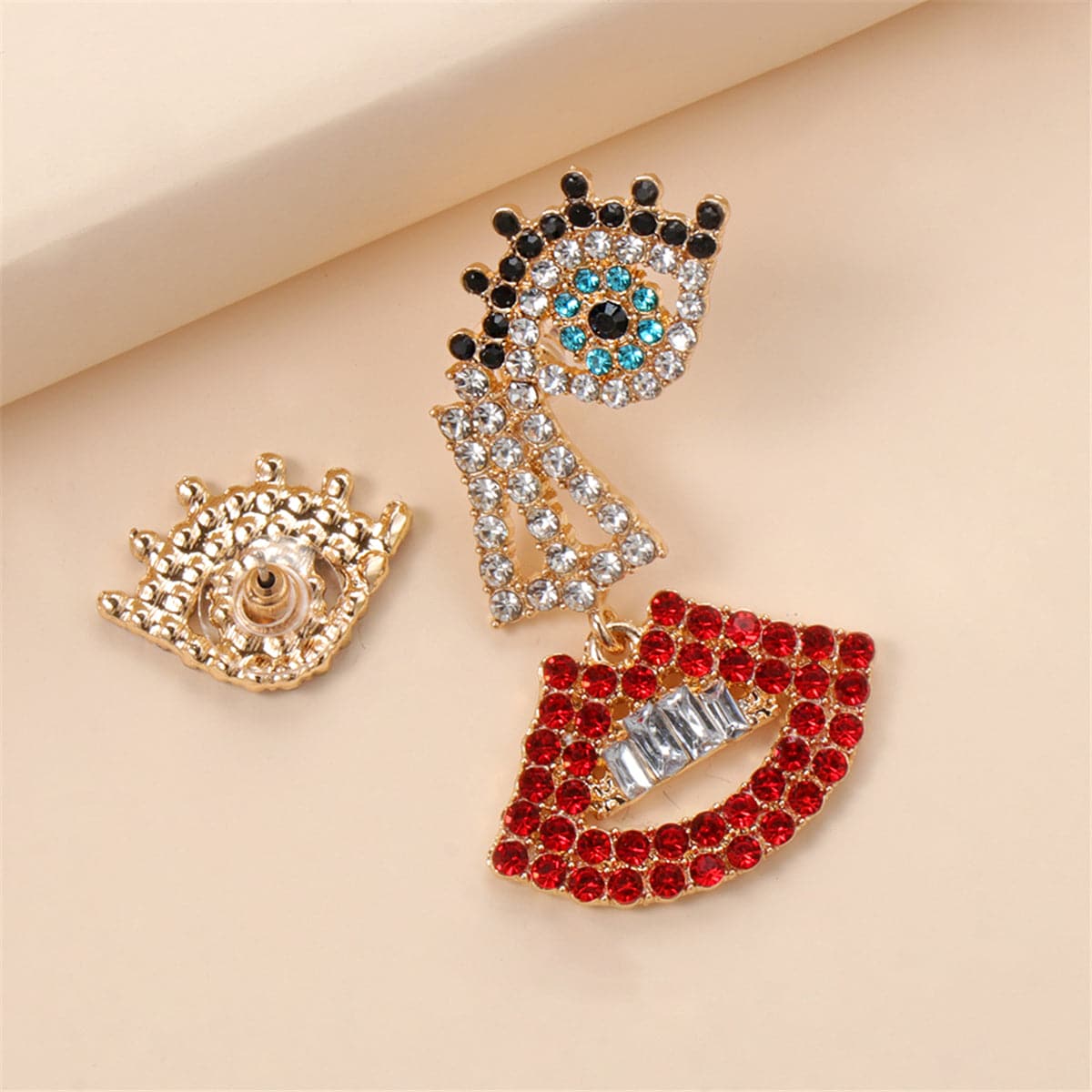 Red & White Cubic Zirconia Eye Stud & Lips Drop Earrings