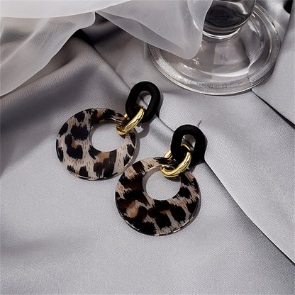Leopard Acrylic and 18K Gold-Plated Hoop Drop Earring, gold drop earrings for women, vintage-inspired design, lifestyle look