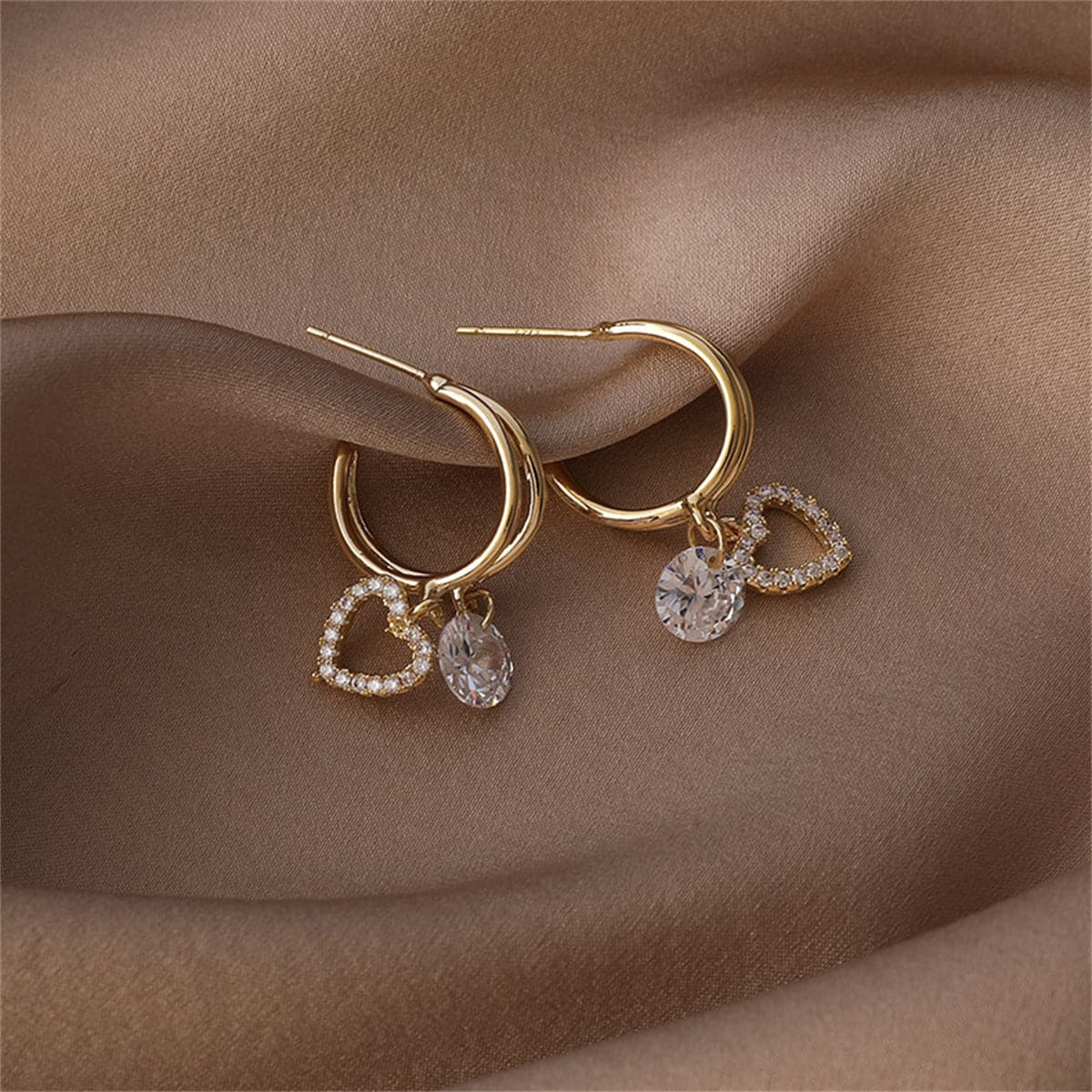 Cubic Zirconia and 18K Gold-Plated Heart Drop Earrings, gold drop earrings for women, vintage-inspired design, front view