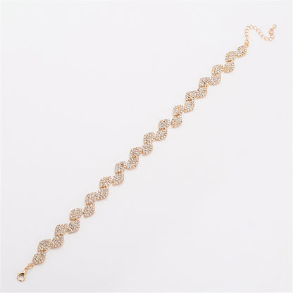 Cubic Zirconia and 18K Gold-Plated Pear-Cut Station Choker Necklace, gold pendant necklace for women, detail close-up
