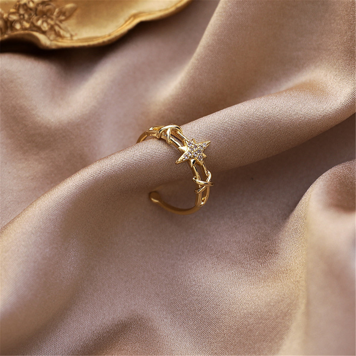 Cubic Zirconia and 18K Gold-Plated Star Open-Band Ring, gold statement rings for women, elegant gift for her, detail close-up