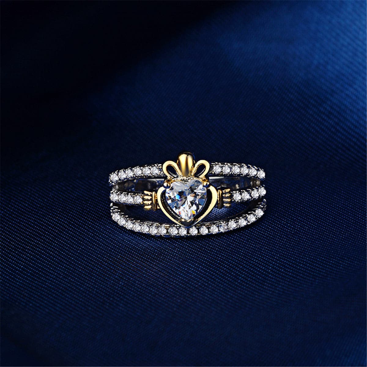 cubic zirconia & Two-Tone Heart Ring - streetregion