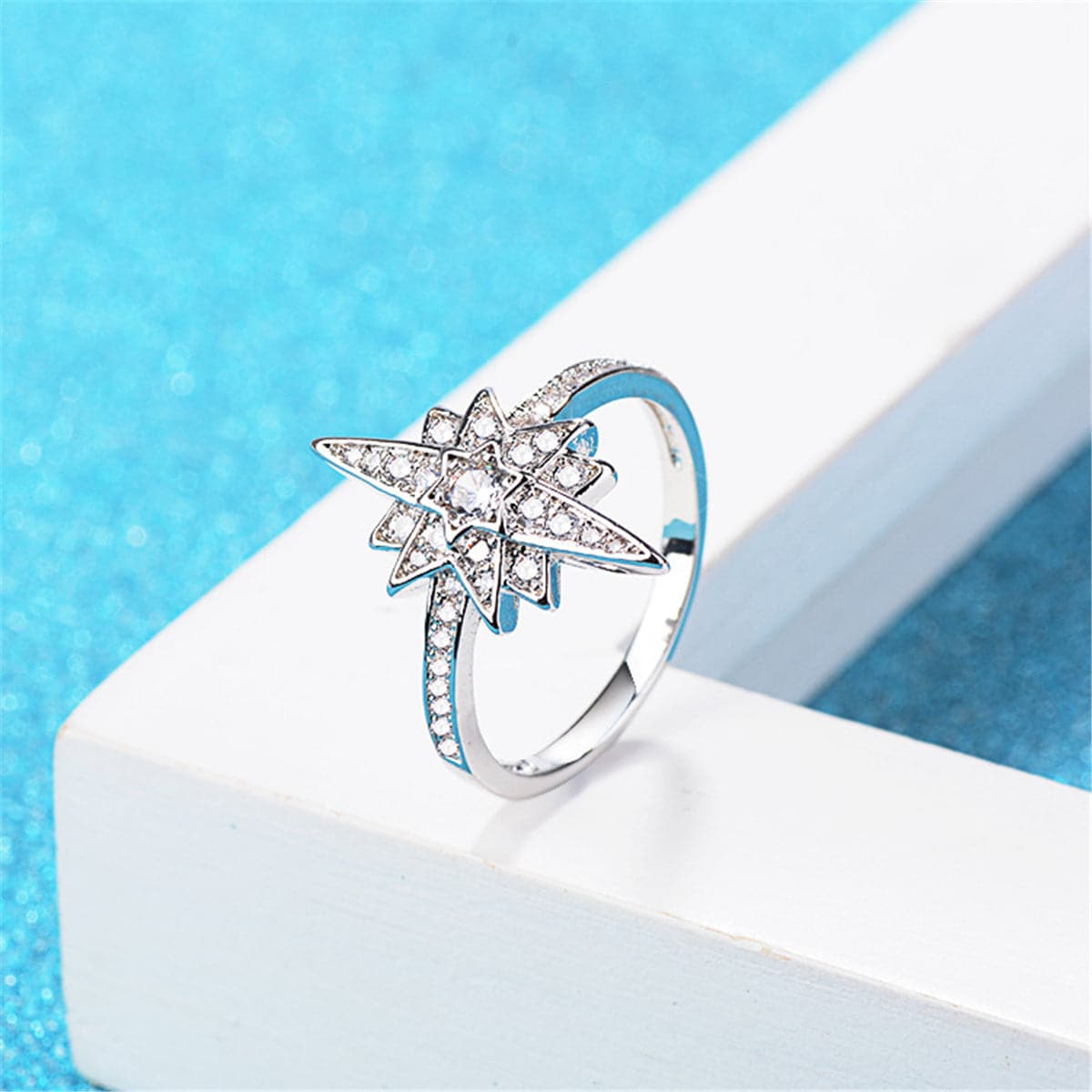 Cubic Zirconia & Silver-Plated Shinning Star Band Ring