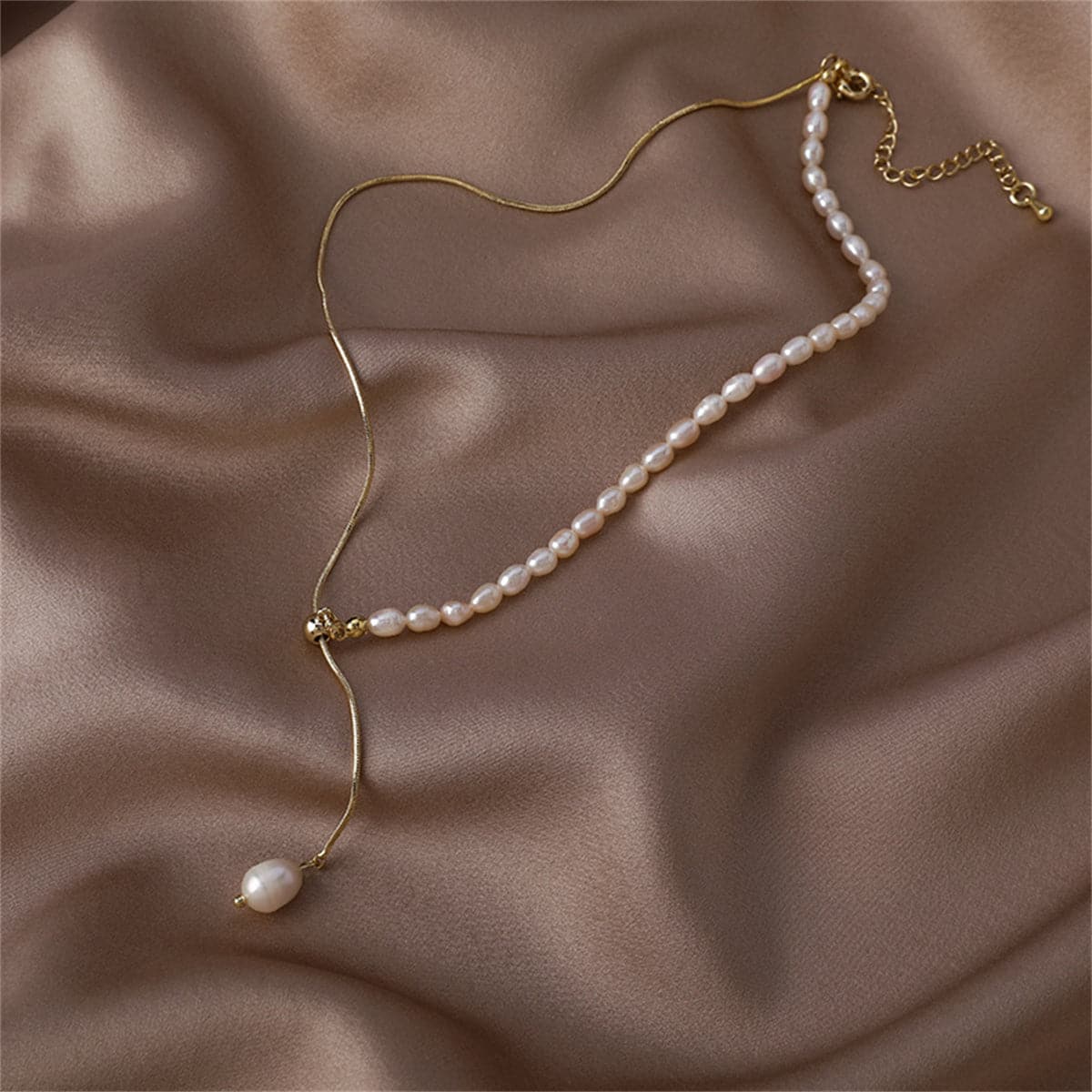 Pearl and 18K Gold-Plated Drop Necklace, gold pendant necklace for women, dainty minimalist design, side view