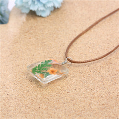 Green Peach Blossom & Silver-Plated Square Pendant Necklace