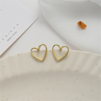 18K Gold-Plated Open Heart Stud Earrings, gold stud earrings for women, elegant gift for her, detail close-up