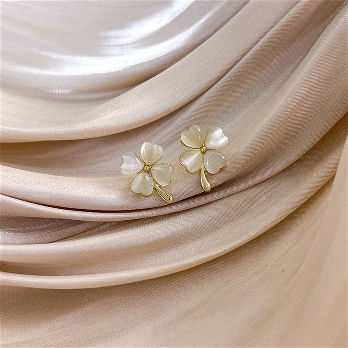 Cats Eye and 18K Gold-Plated Clover Stud Earrings, gold stud earrings for women, elegant gift for her, front view