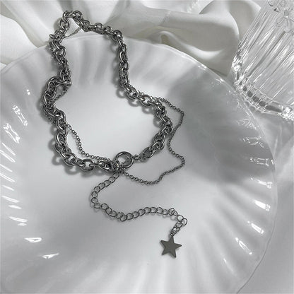 Silver-Plated Star Layered Lariat Necklace, silver pendant necklace for women, vintage-inspired design, detail close-up