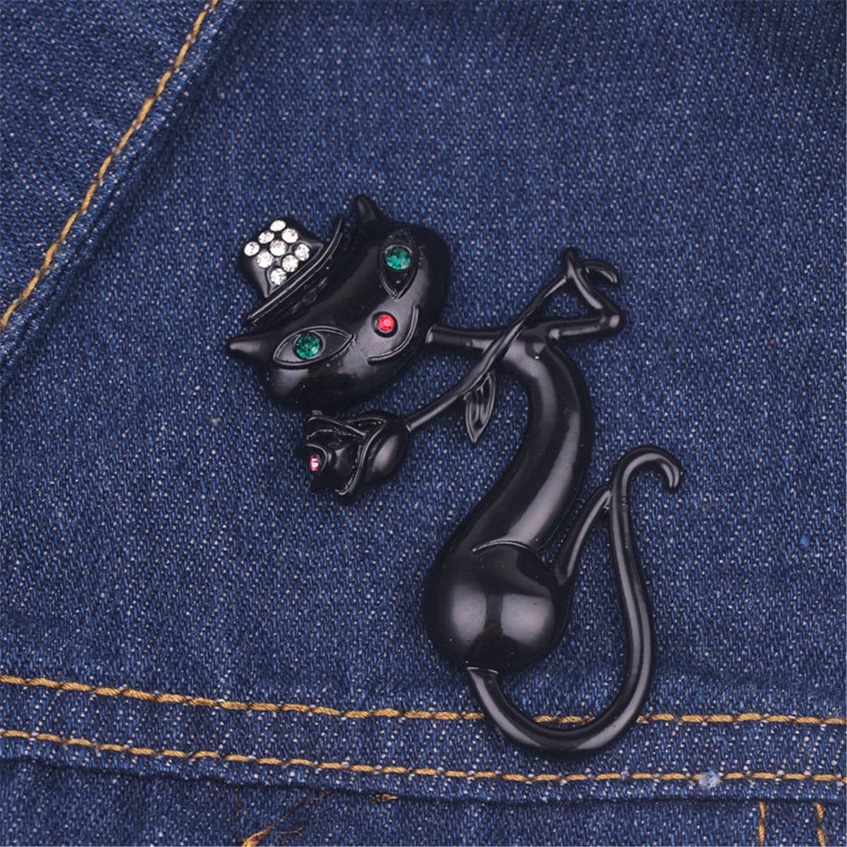Black Elegant Cat Brooch - streetregion