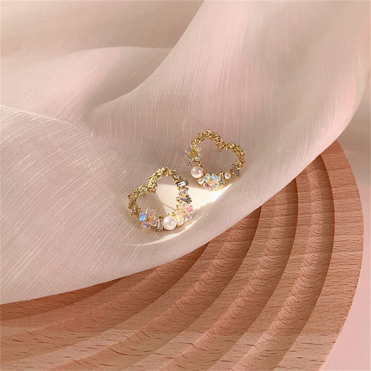 Pearl & Cubic Zirconia Openwork Floral Heart Stud Earrings
