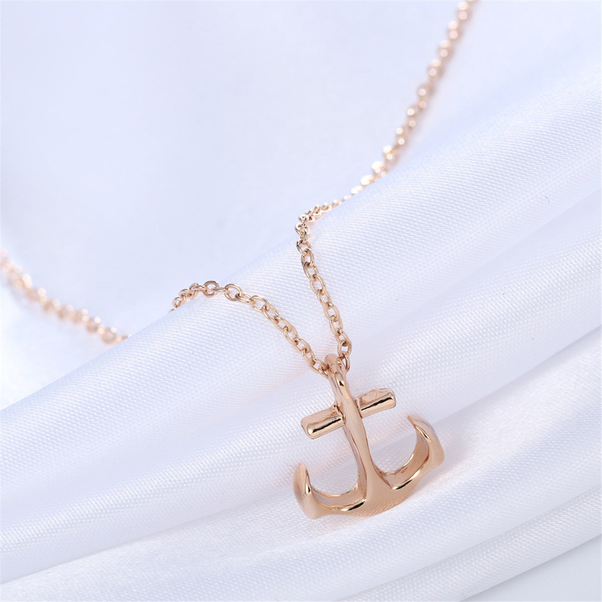 18K Gold-Plated Anchor Pendant Necklace, gold pendant necklace for women, dainty minimalist design, detail close-up