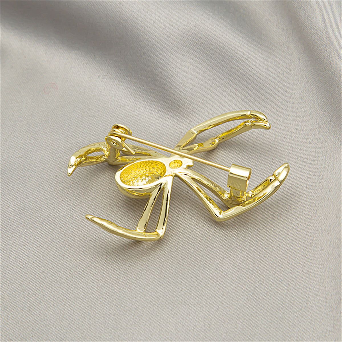 18K Gold-Plated Spider Brooch, gold brooch pin, vintage-inspired design, lifestyle look