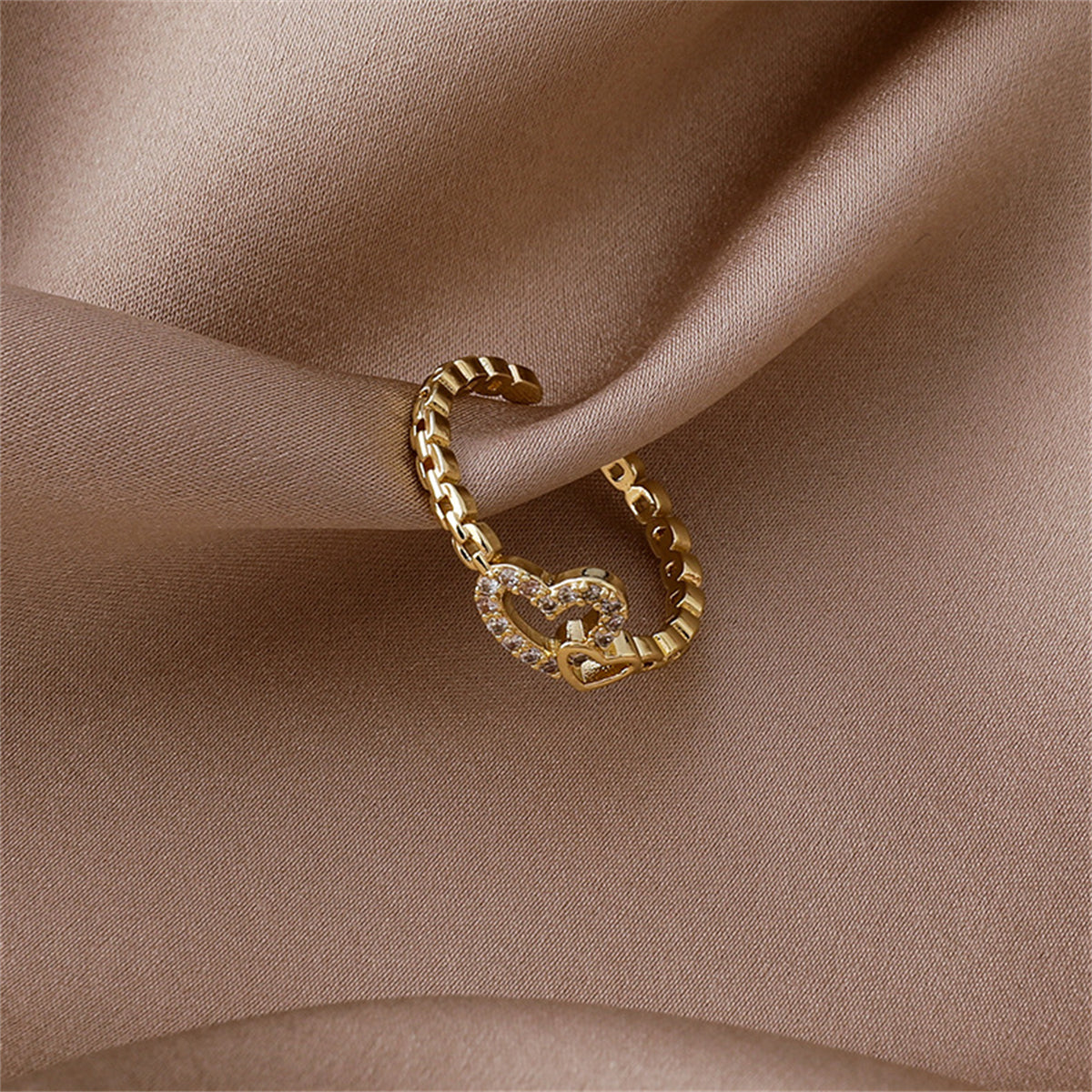 Cubic Zirconia and 18K Gold-Plated Pavé Interlocked Open Heart Chain Ring, gold statement rings for women, detail close-up