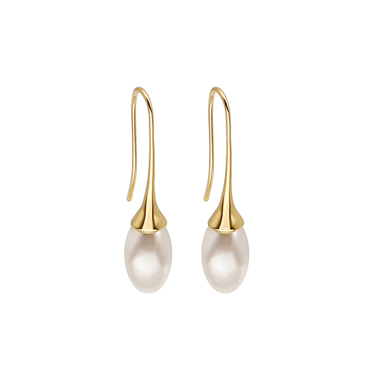 Pearl and 18K Gold-Plated Drop Earring, gold drop earrings for women, vintage-inspired design, styled look