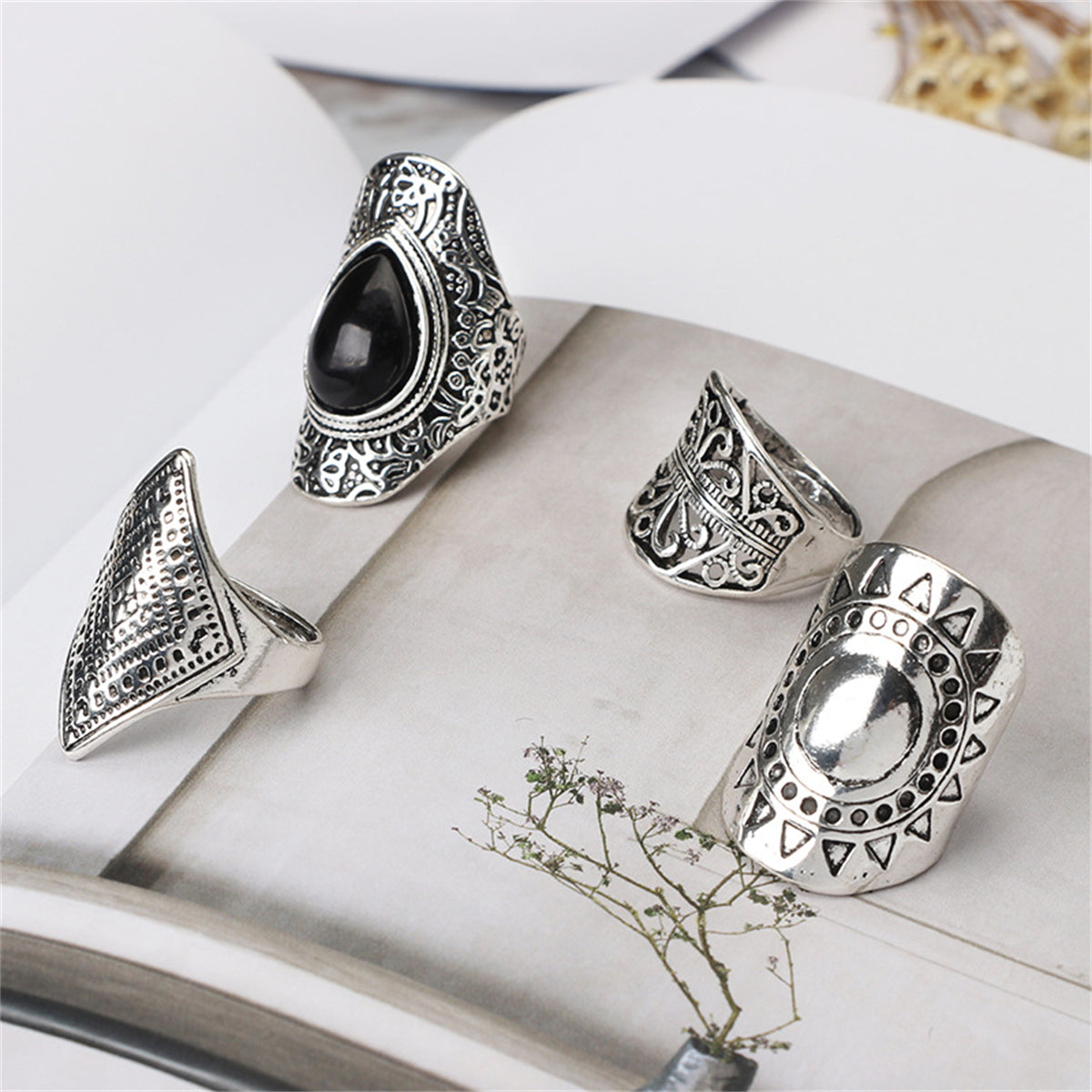 Black Resin & Silver-Plated Wide Engraved Sun Pear Ring Set