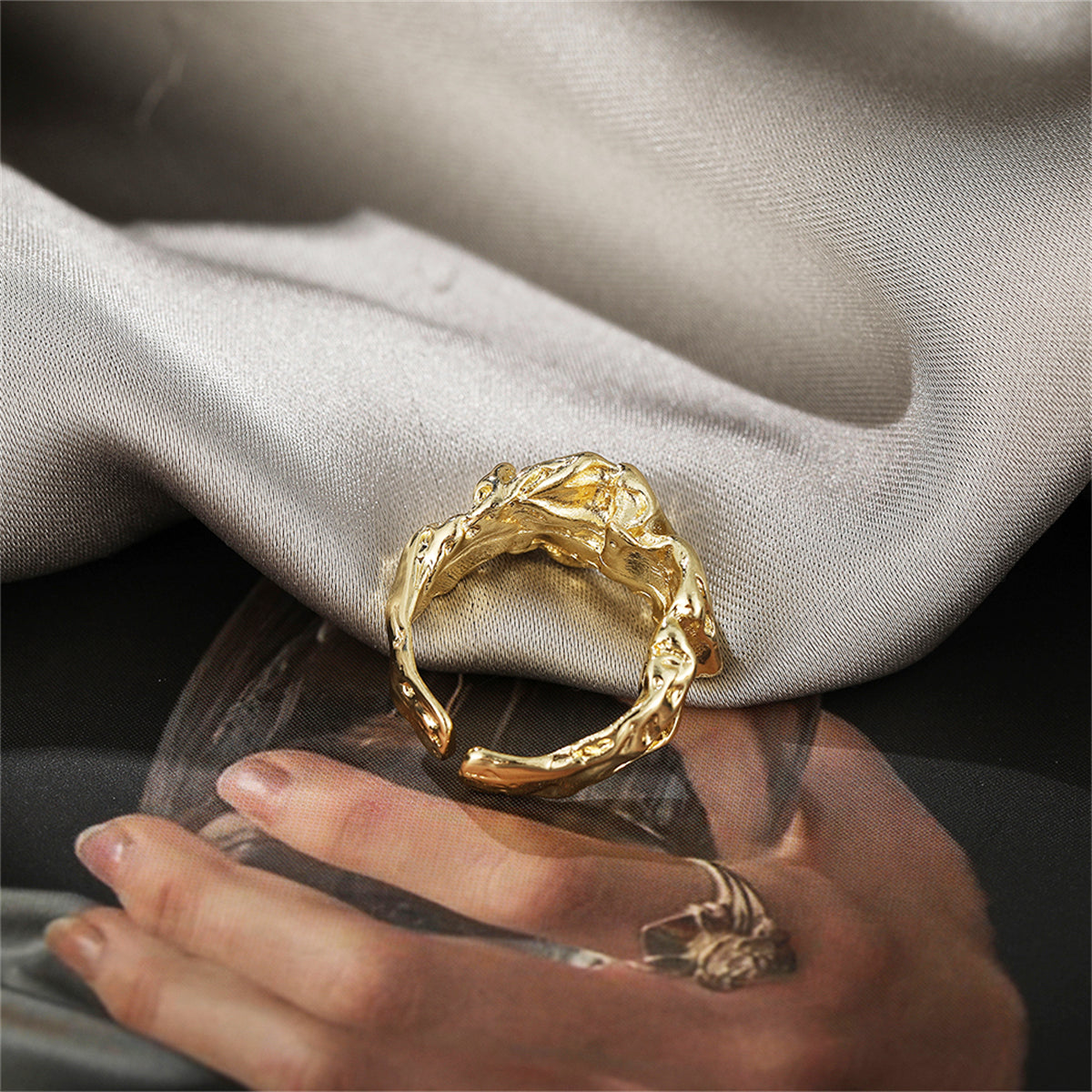 18K Gold-Plated Open Textured Geometric Ring, gold statement rings for women, elegant gift for her, detail close-up