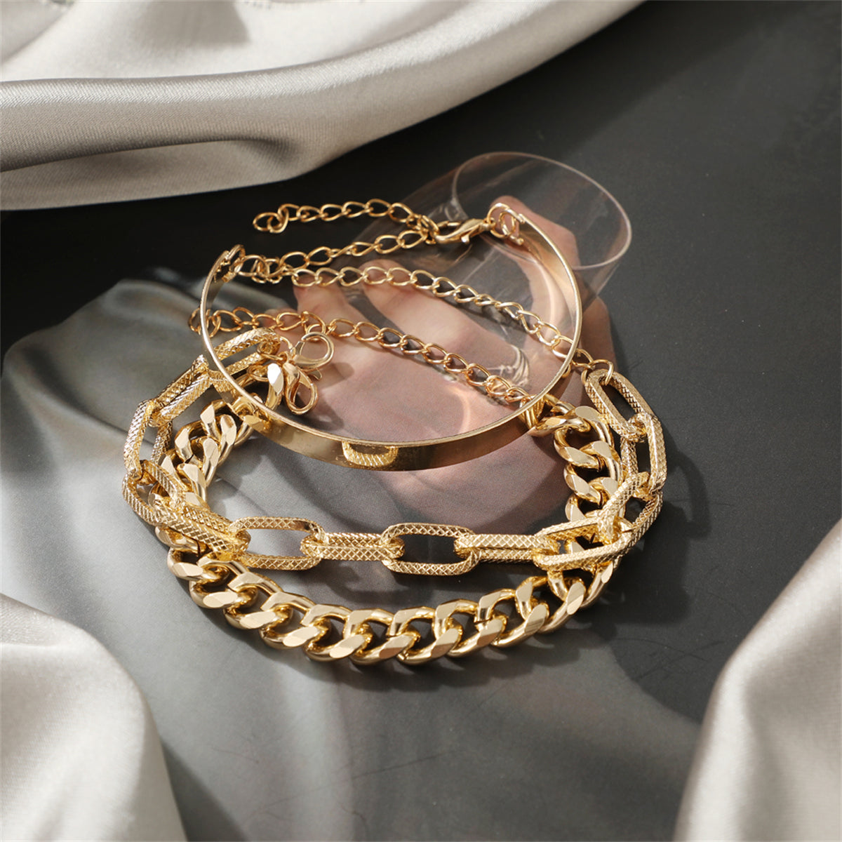 18K Gold-Plated Cable Chain Bracelet Set, jewelry gift sets for women, botanical inspired, lifestyle look