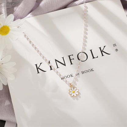 Pearl and 18K Gold-Plated Station Daisy Pendant Necklace, gold pendant necklace for women, lifestyle look