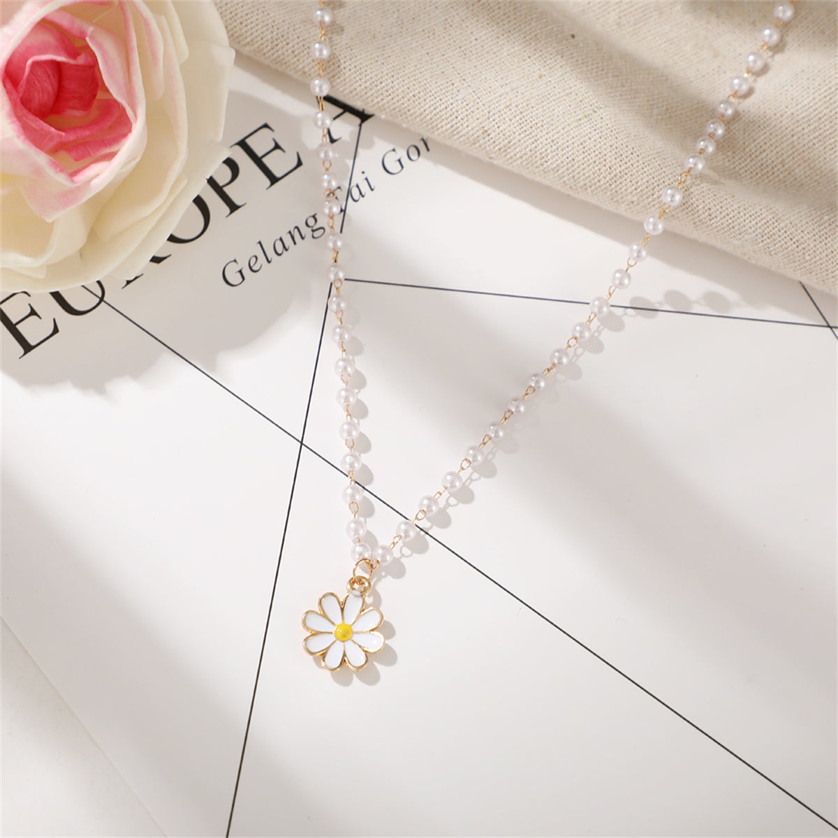 Pearl and 18K Gold-Plated Station Daisy Pendant Necklace, gold pendant necklace for women, elegant gift for her, styled look