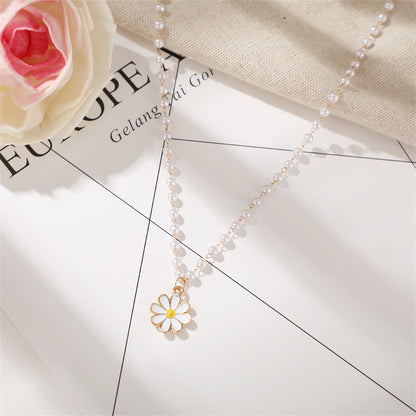 Pearl and 18K Gold-Plated Station Daisy Pendant Necklace, gold pendant necklace for women, elegant gift for her, styled look