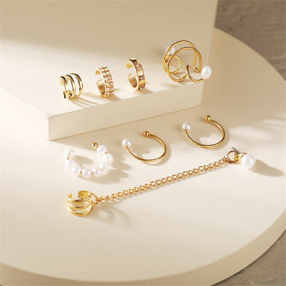 Cubic Zirconia and Pearl 18K Gold-Plated Ear Cuff Set, gold stud earrings for women, elegant gift for her, detail close-up