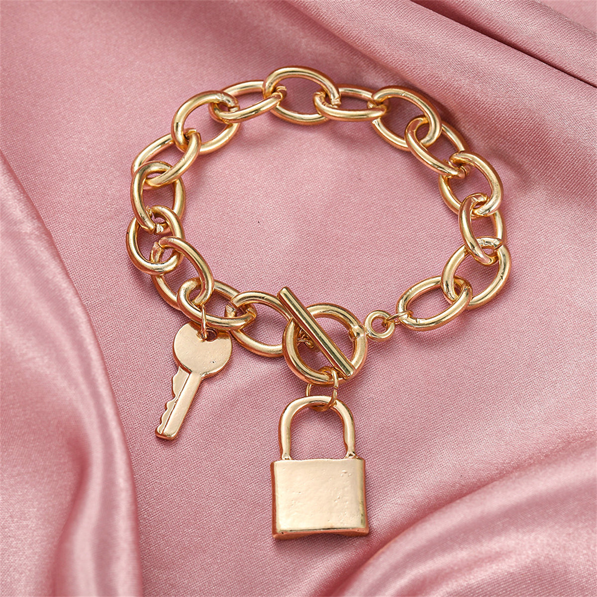 18K Gold-Plated Cable Chain Key Lock Toggle Charm Bracelet, gold bracelet for women, vintage-inspired design, front view