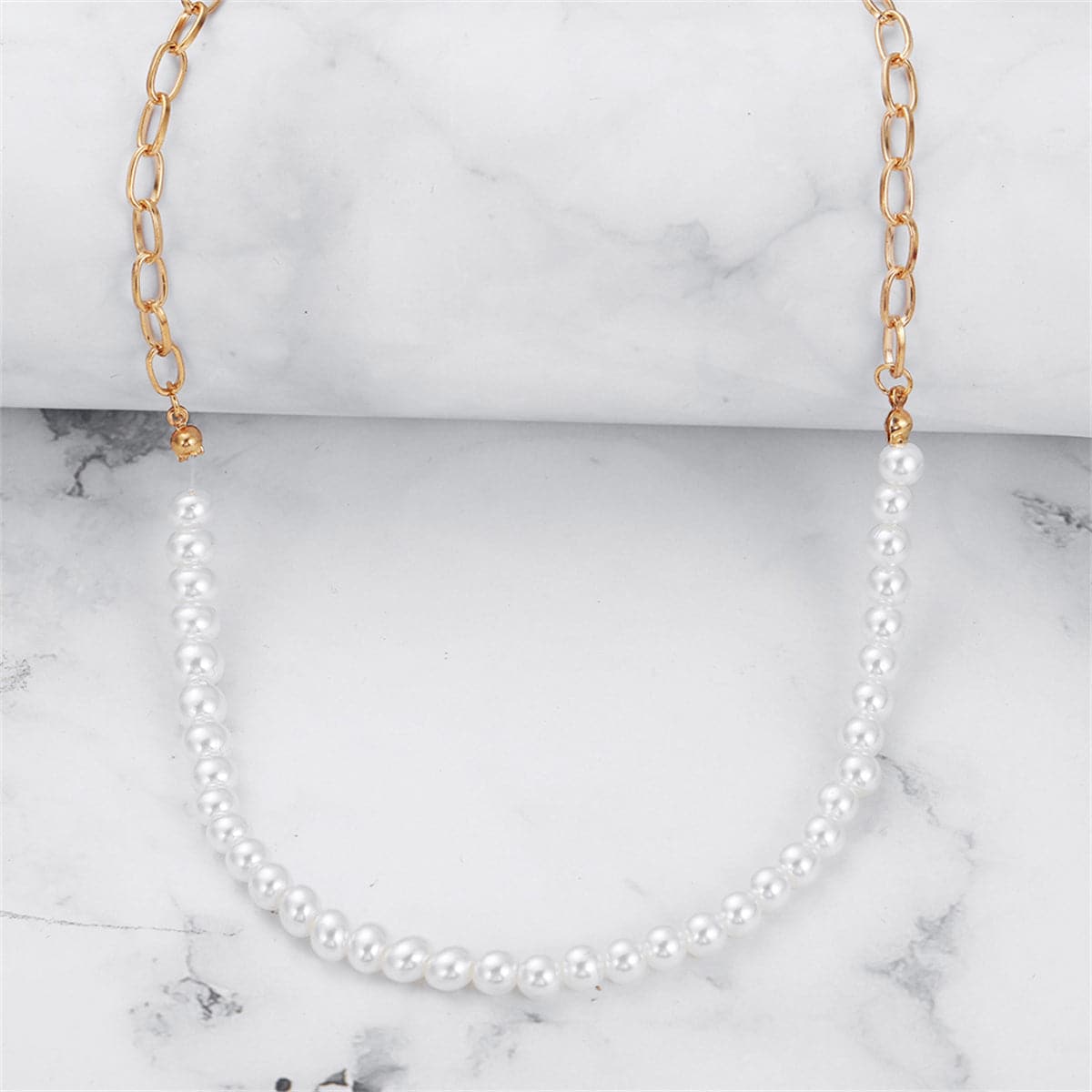 Pearl and 18K Gold-Plated Chain Link Necklace, gold pendant necklace for women, dainty minimalist design, side view