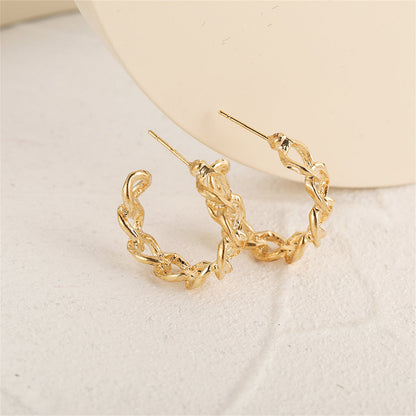 18K Gold-Plated Figaro Huggie Earrings, gold huggie earrings, everyday style, lifestyle look
