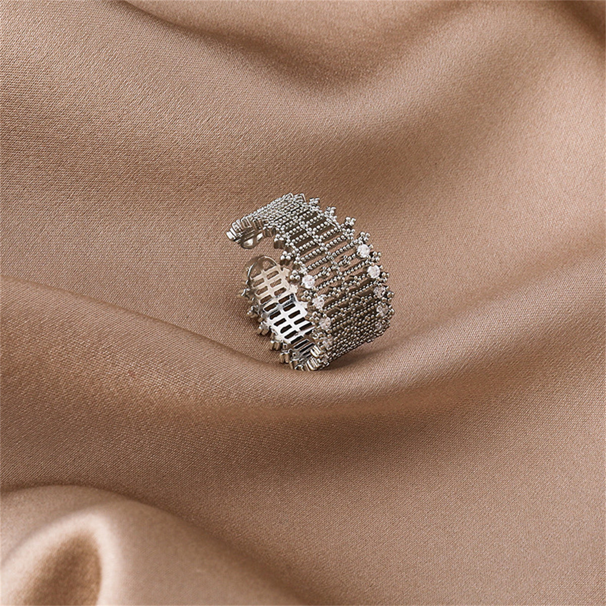 Cubic Zirconia and Silver-Plated Line Adjustable Ring, silver statement rings for women, elegant gift for her, lifestyle look
