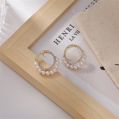 Pearl and Cubic Zirconia Pav¨¦ Double Circle Stud Earrings, stud earrings for women, elegant gift for her, lifestyle look