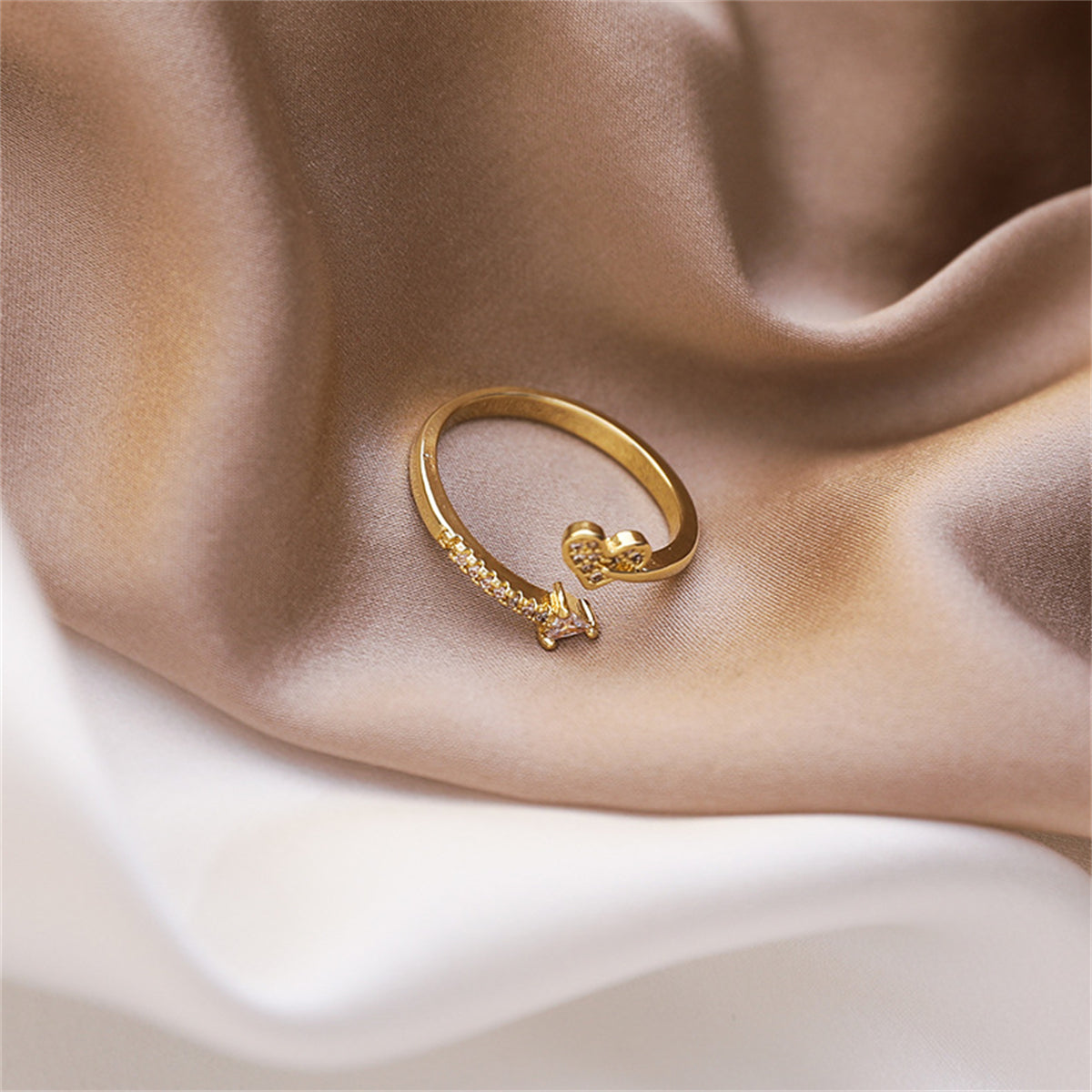 Cubic Zirconia and 18K Gold-Plated Heart Arrow Bypass Ring, gold statement rings for women, lifestyle look
