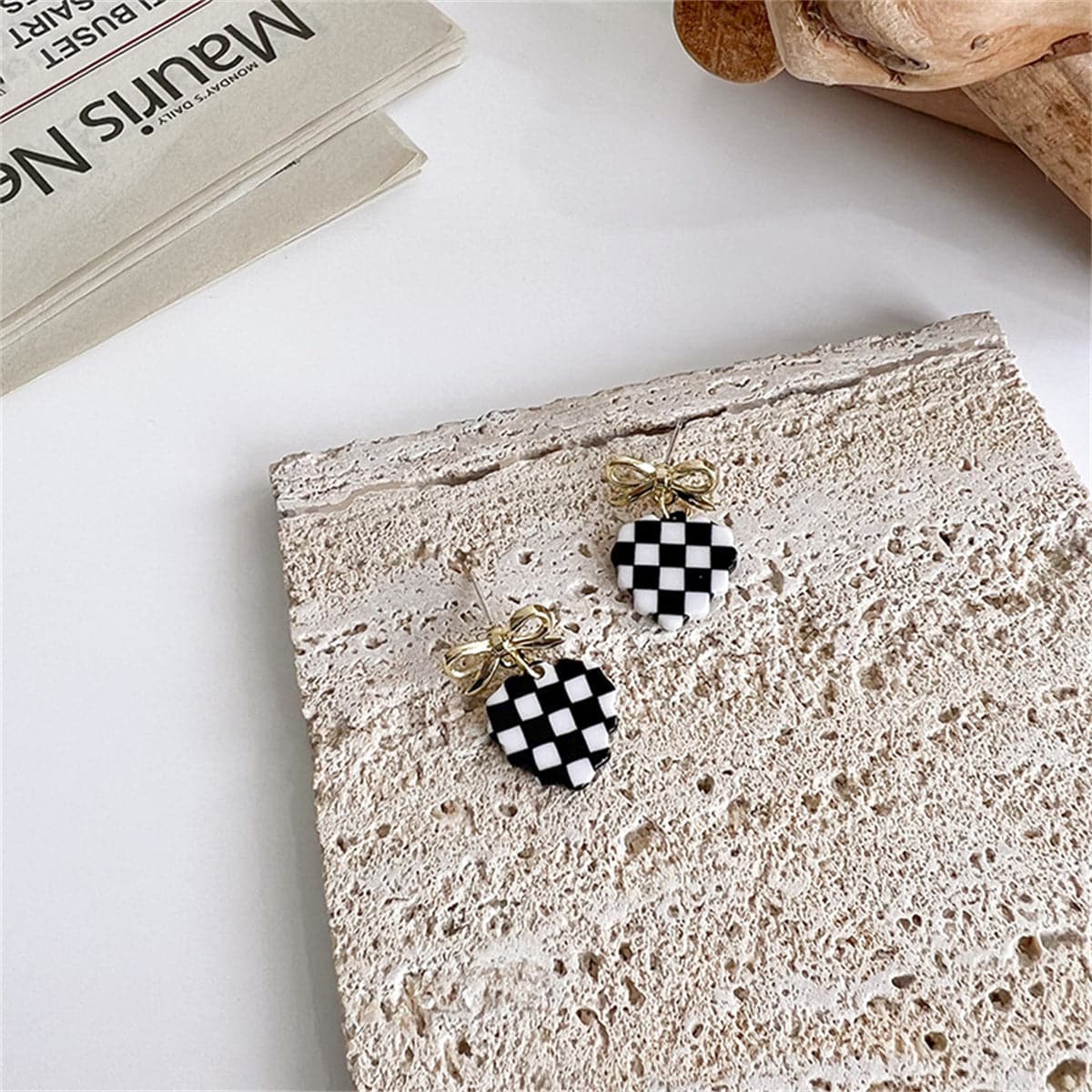 Black and White Acrylic Checkerboard Bow Heart Drop Earrings, drop earrings for women, elegant gift for her, detail close-up