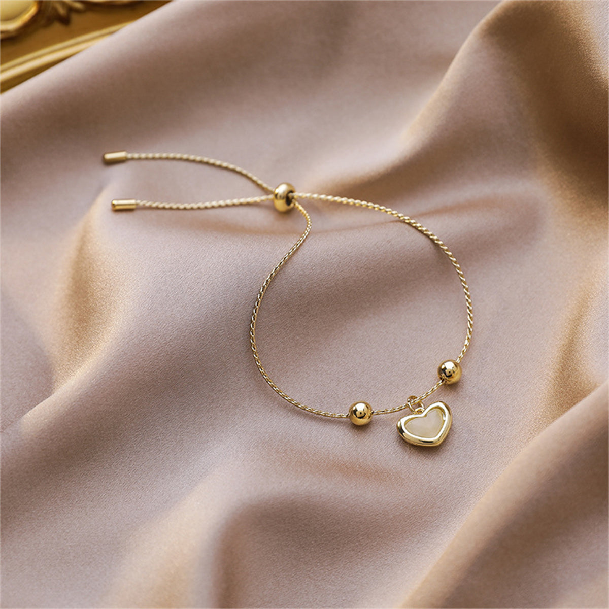 Cats Eye and 18K Gold-Plated Heart Charm Adjustable Bracelet, gold bracelet for women, botanical inspired, detail close-up