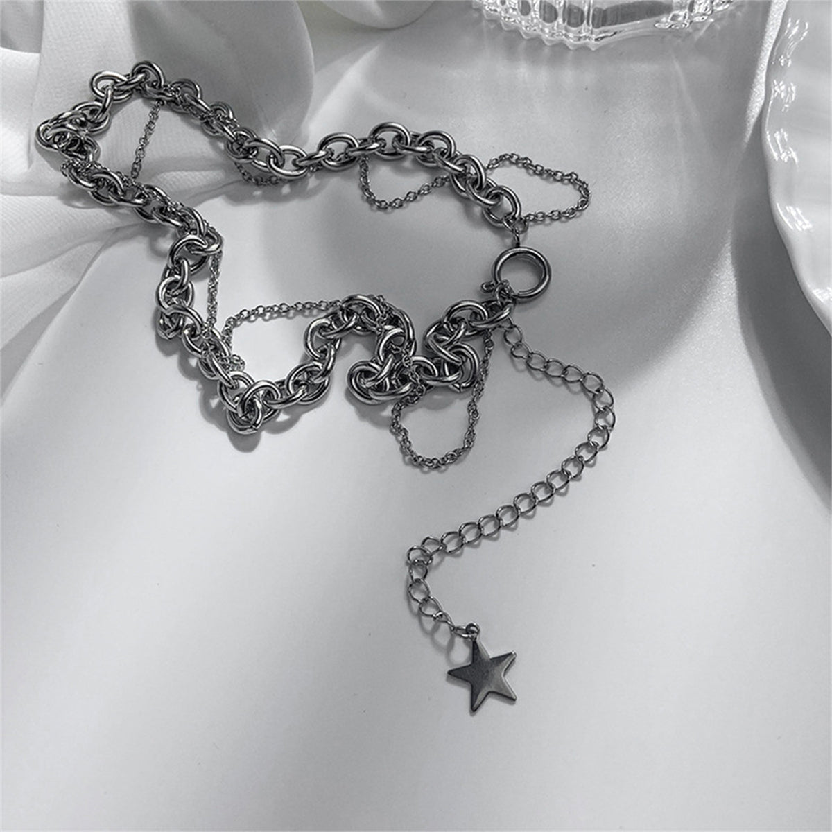 Silver-Plated Star Layered Lariat Necklace, silver pendant necklace for women, vintage-inspired design, lifestyle look