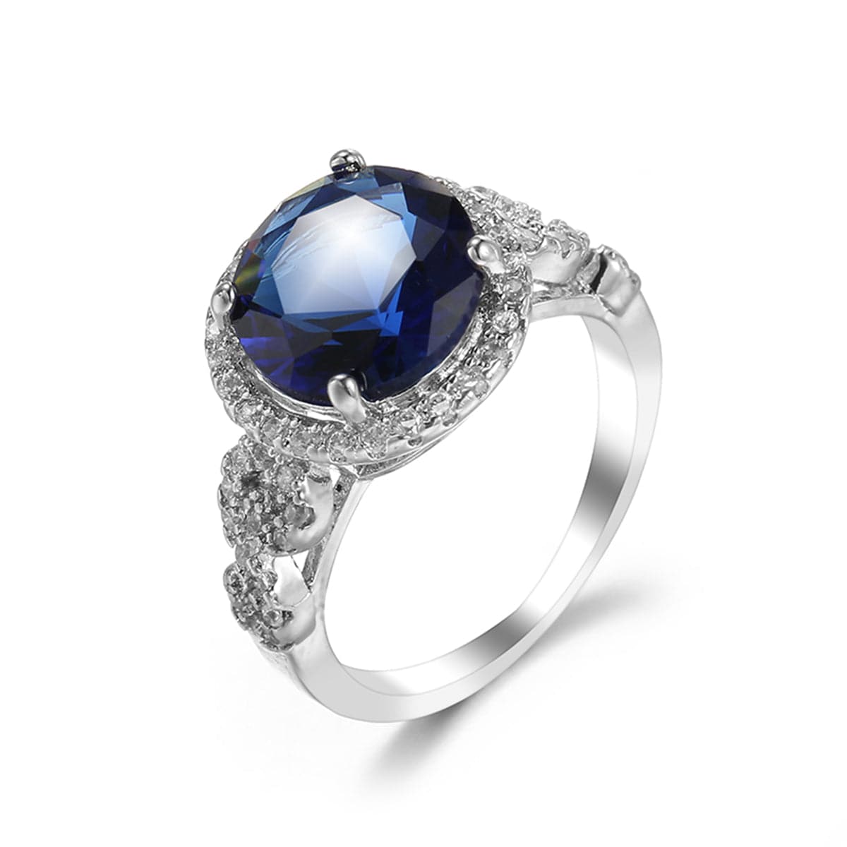 Navy Crystal and Silver-Plated Round Hola Ring, silver statement rings for women, dainty minimalist design, detail close-up