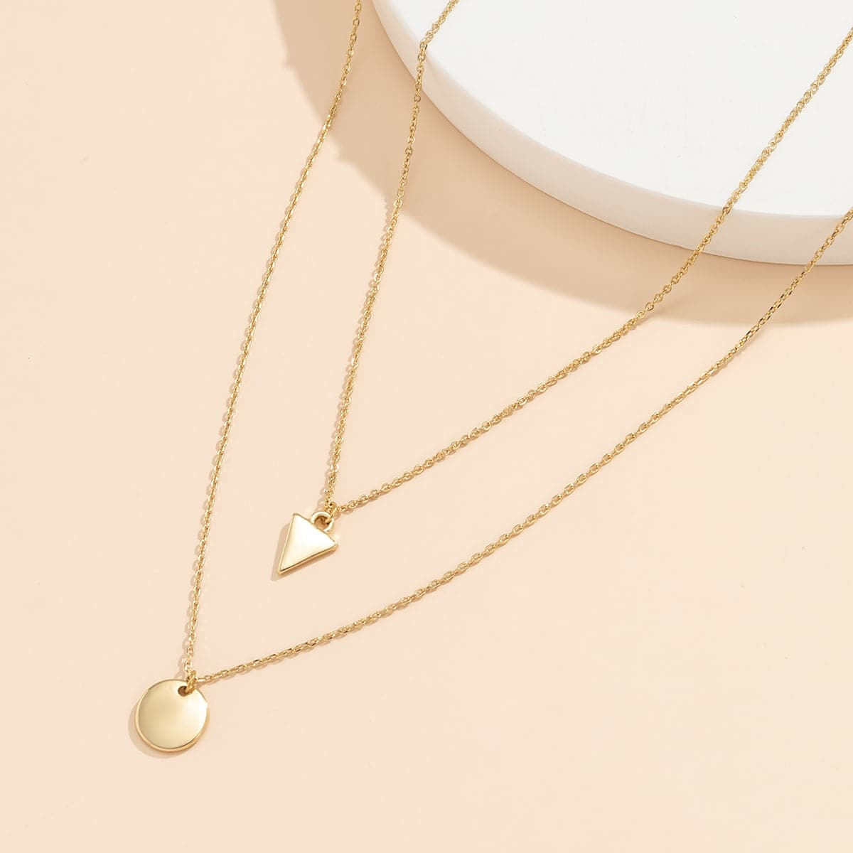 18K Gold-Plated Round and Triangle Pendant Necklace Set, jewelry gift sets for women, elegant gift for her, detail close-up