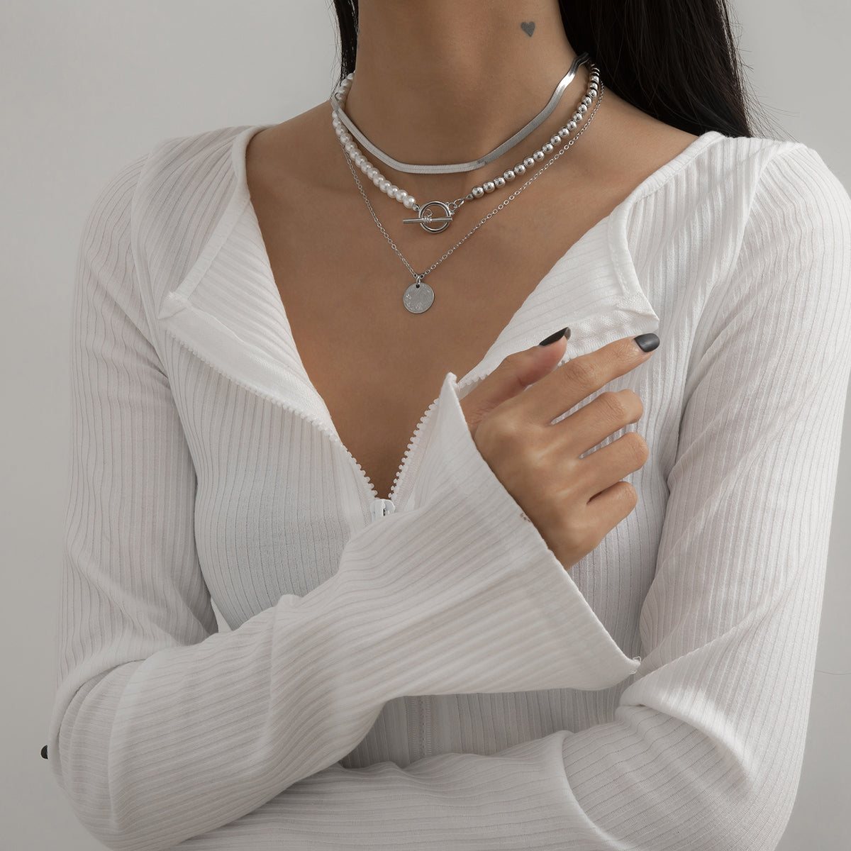 Pearl and Silver-Plated Toggle Necklace Set, jewelry gift sets for women, vintage-inspired design, side view