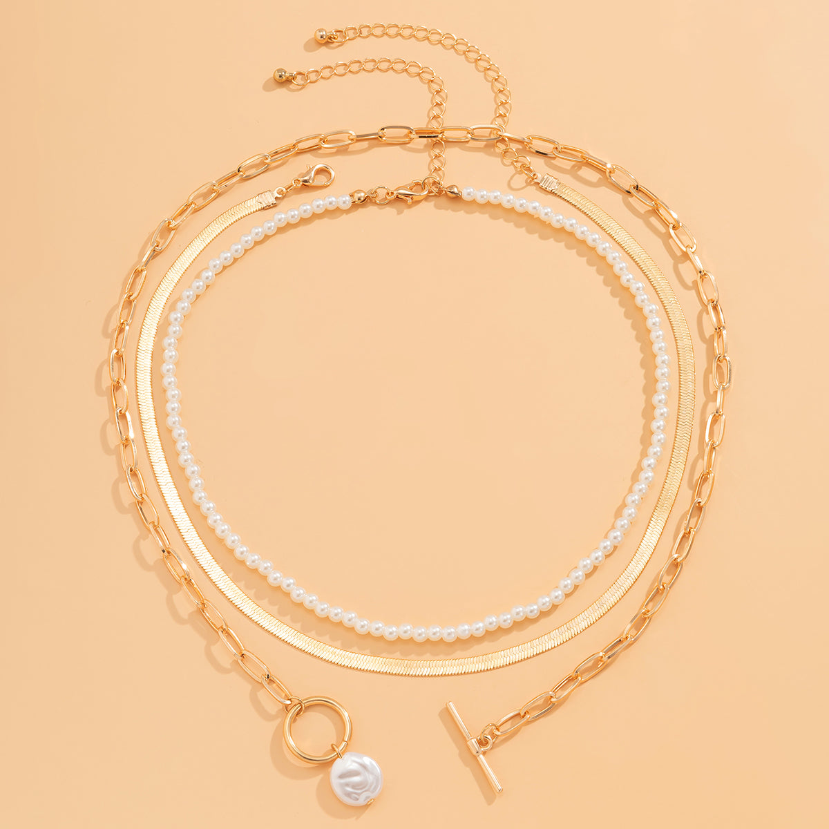 Pearl and 18K Gold-Plated Snake Chain Toggle Necklace Set, jewelry gift sets for women, detail close-up