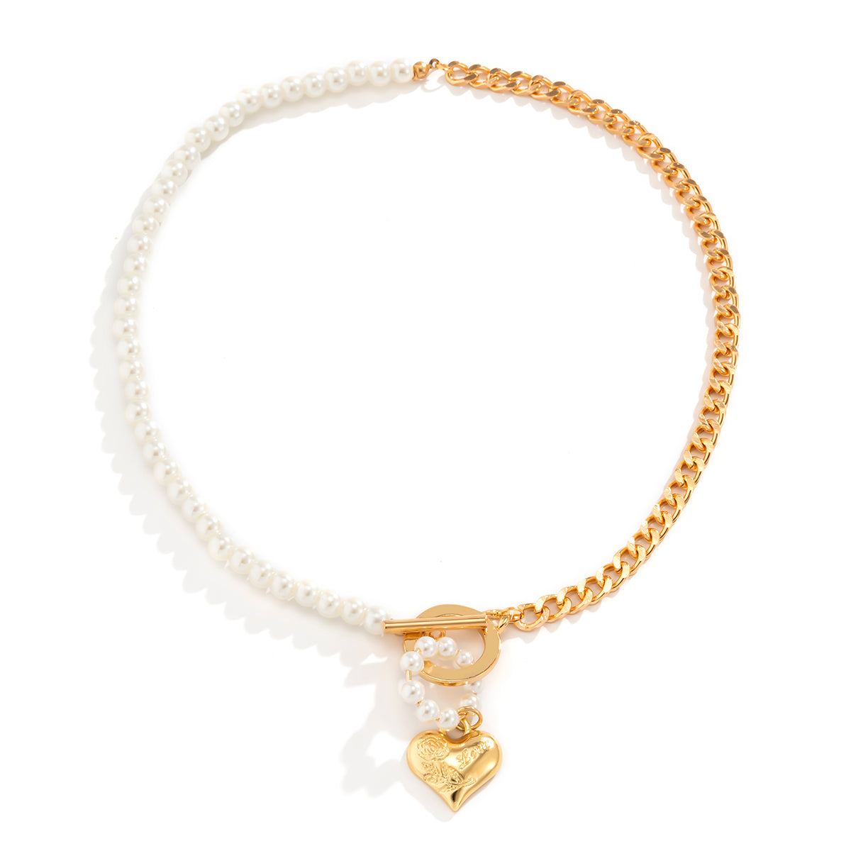 Pearl and 18K Gold-Plated Heart Pendant Necklace, gold pendant necklace for women, dainty minimalist design, detail close-up