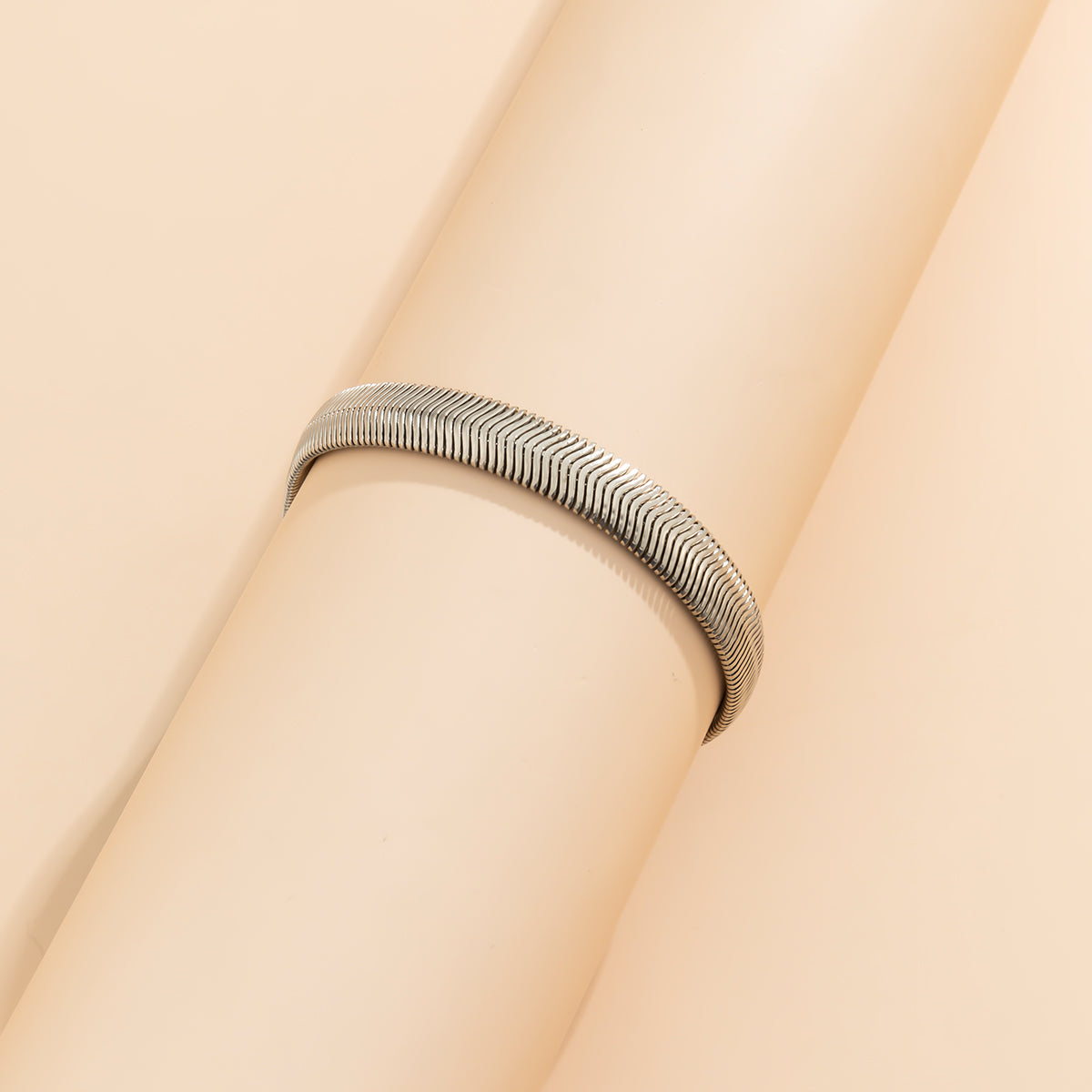 Silver-Plated Snake Chain Bracelet, silver bracelet for women, vintage-inspired design, lifestyle look