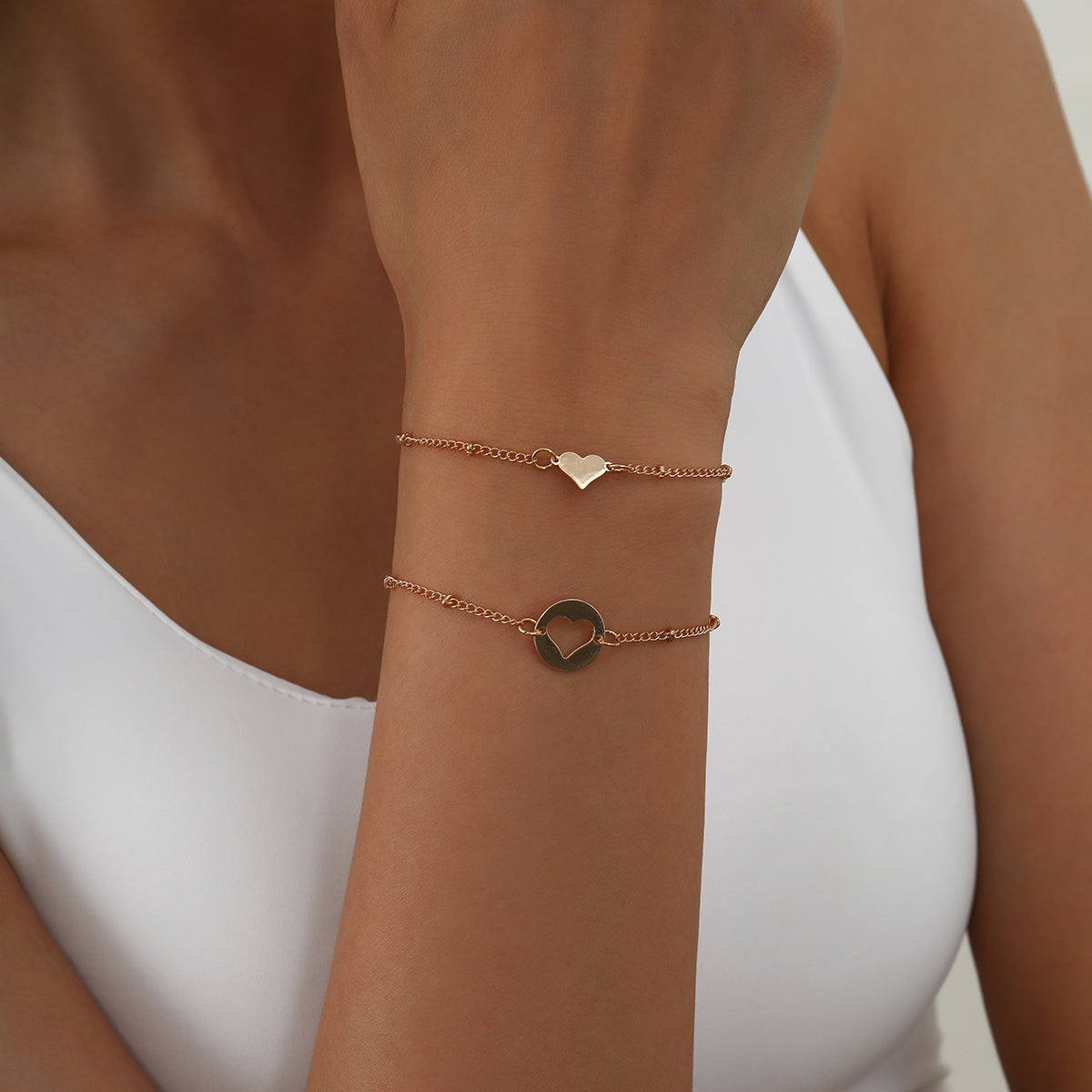 18K Gold-Plated Openwork Heart Charm Bracelet Set