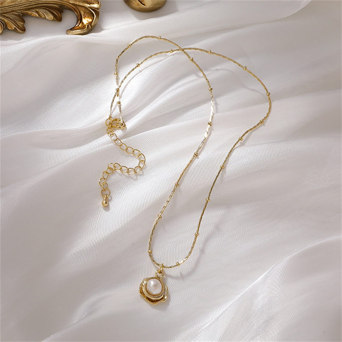 Pearl & 18K Gold-Plated Flower Pendant Necklace