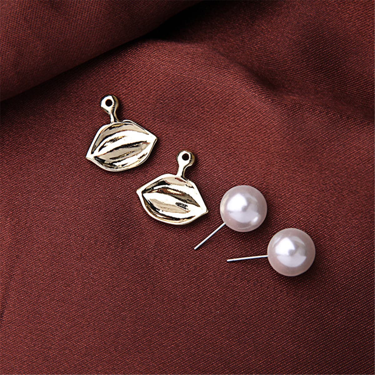 Imitation Pearl & 18k Gold-Plated Lips Stud Earrings - streetregion