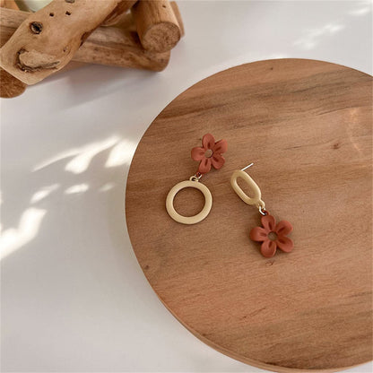 Coffee Enamel and 18K Gold-Plated Flower Mismatch Drop Earring, gold drop earrings for women, everyday style, lifestyle look