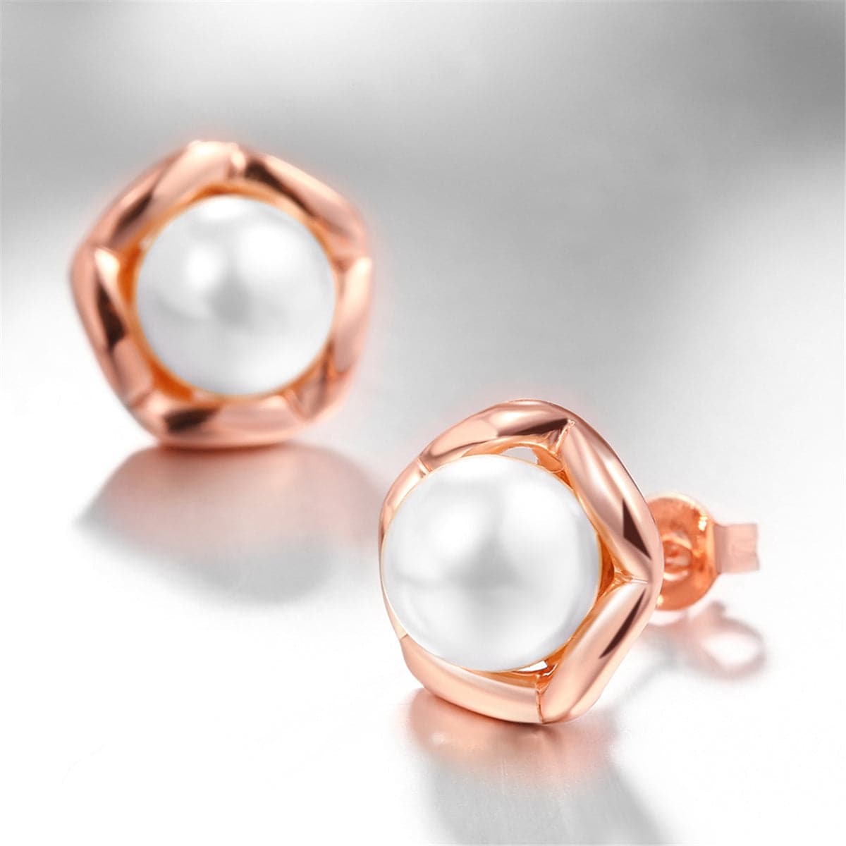 Imitation Pearl & 18k Rose Gold-Plated Shell Stud Earrings - streetregion
