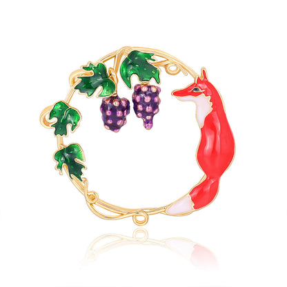 Green Enamel and 18K Gold-Plated Fox Grapevine Brooch, gold brooch pin, dainty minimalist design, side view